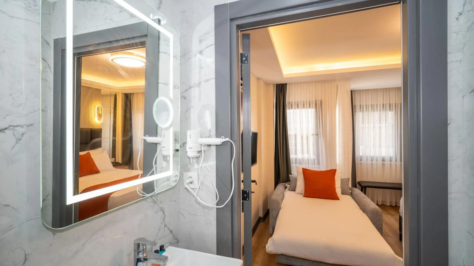 Robin Hotel Istanbul Turkey